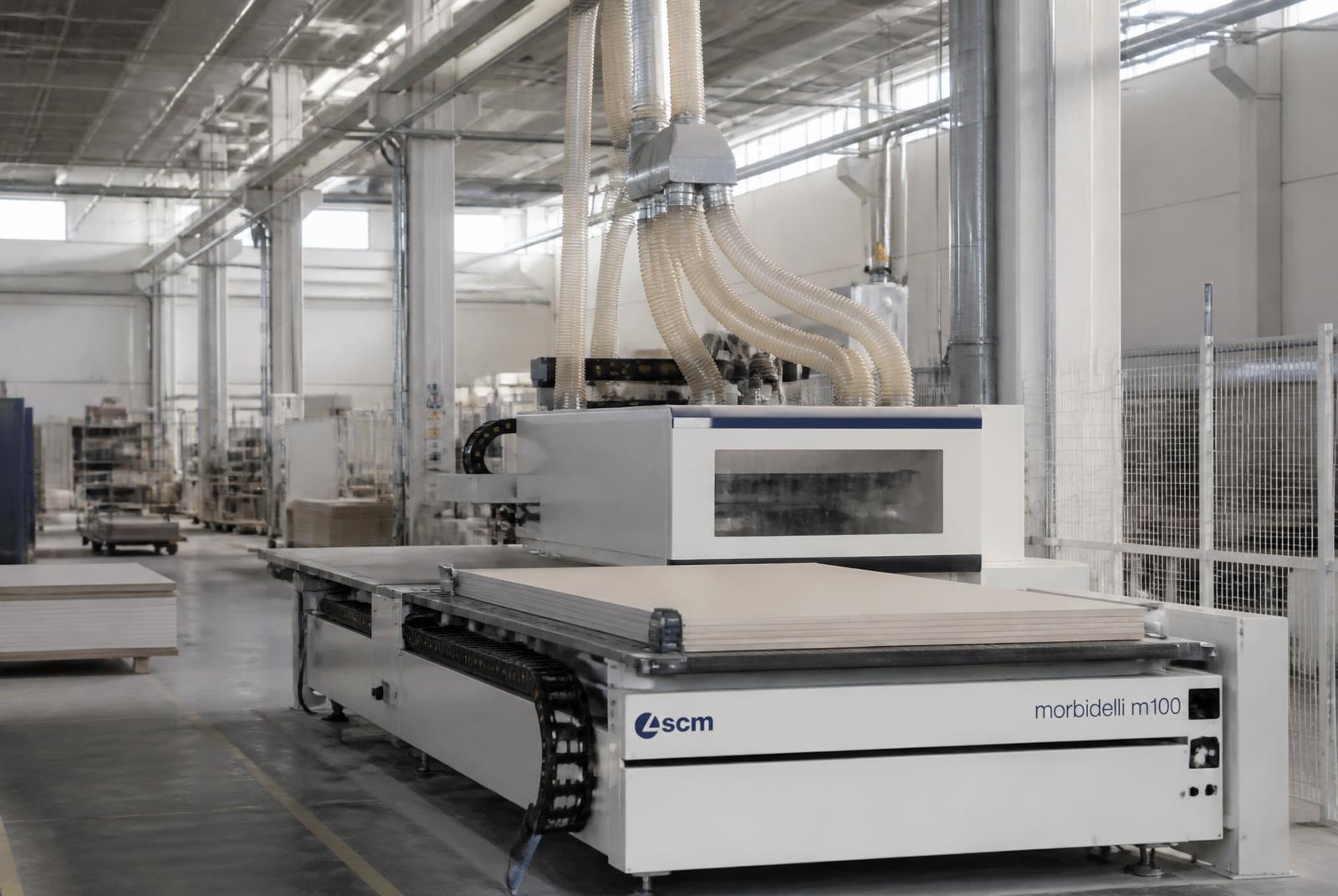 European Closets manufacturing facility with Italian machinery